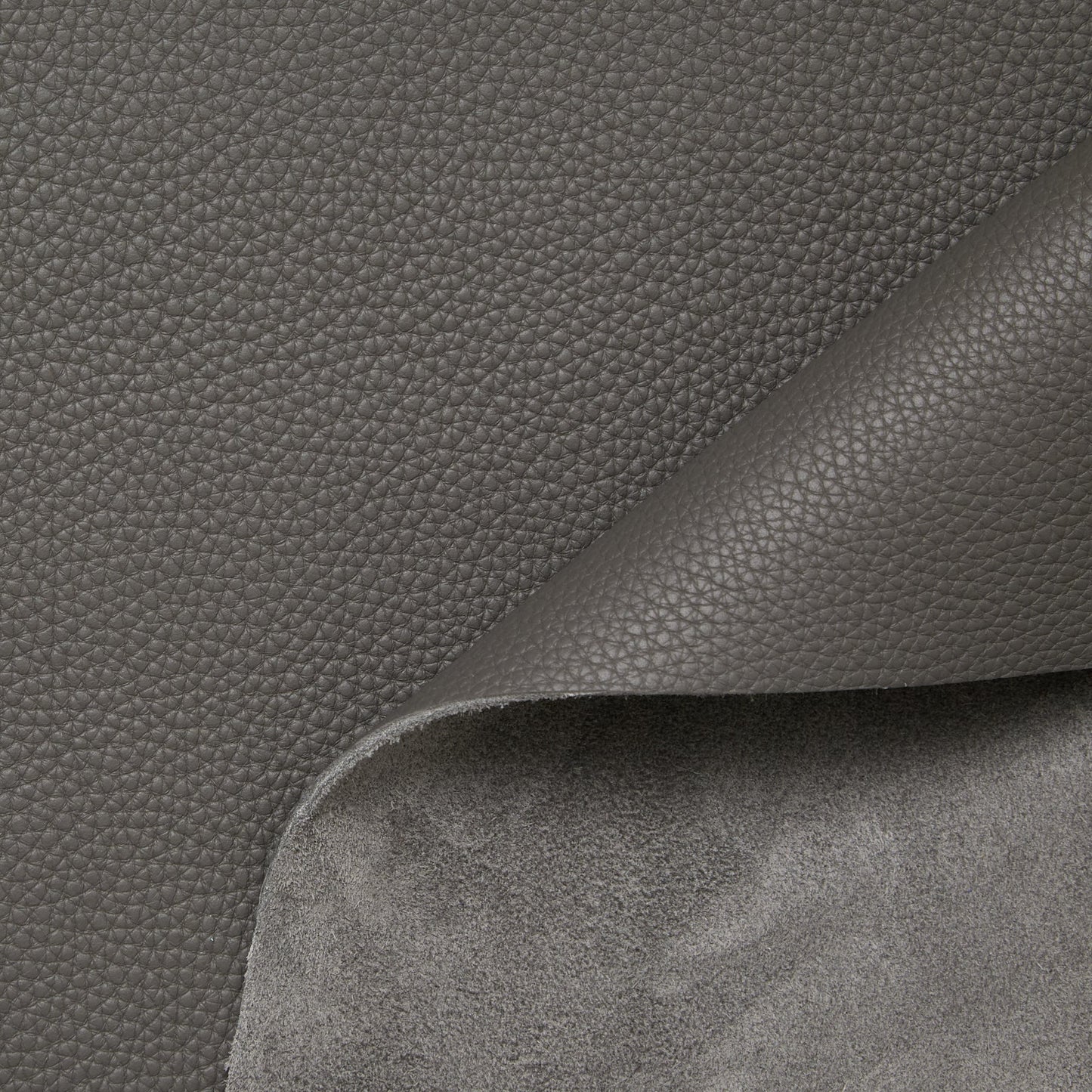 C24D00302 | Full Grain Satinated Supple Young Bull