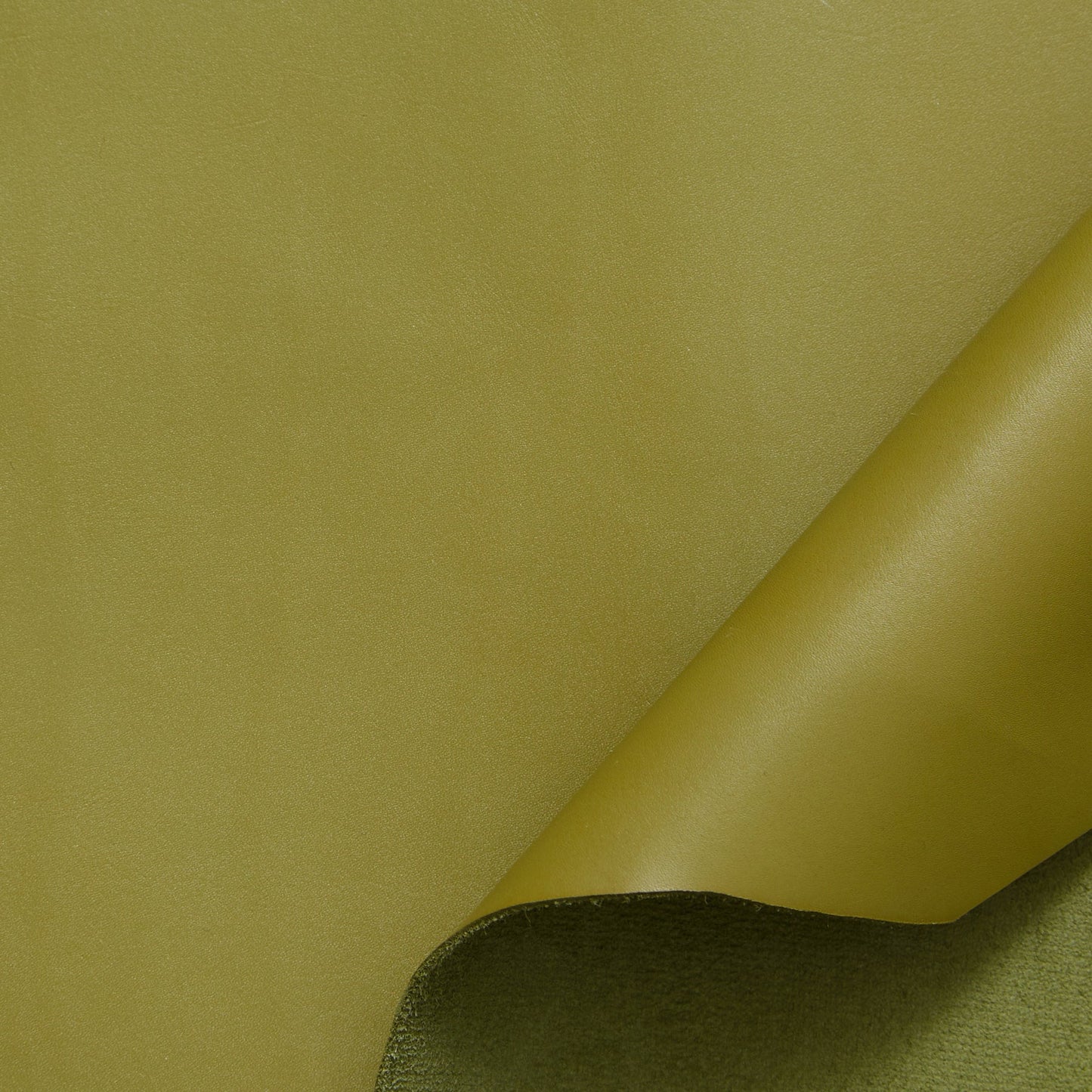 C24DV0002 | Full Grain Satinated Calf