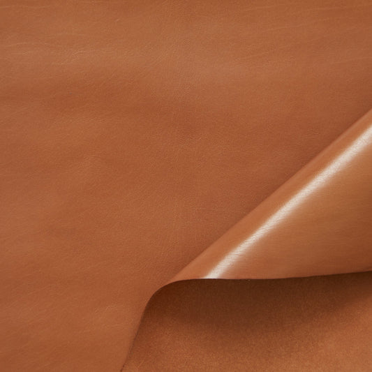 C24VV0120 | Full Grain Shiny Natural Nappa Calf